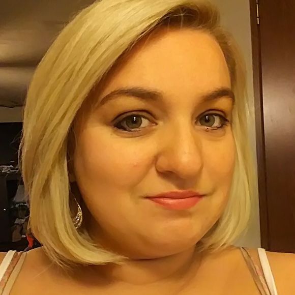 Meet your Posher, Jodi - Picture 1 of 1